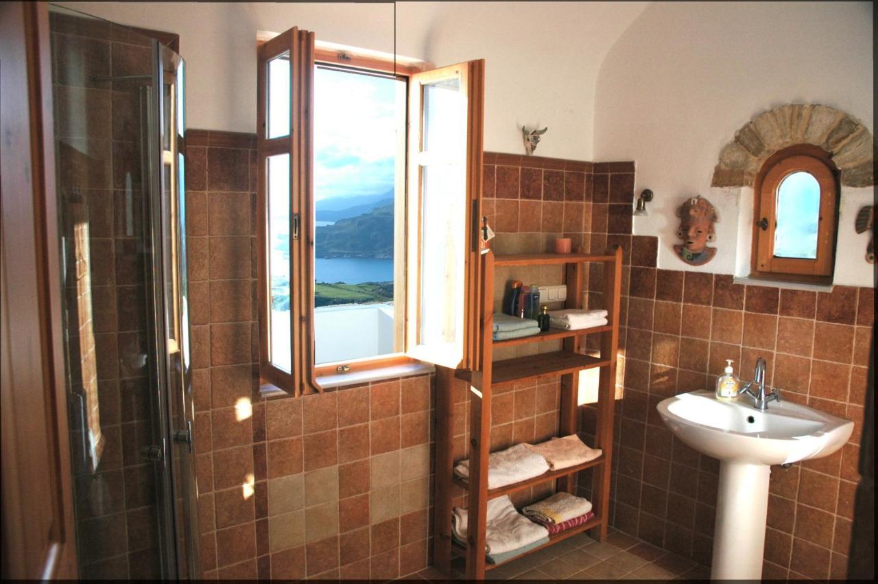 Venus Hill Studio With Private Pool By The Sea Hotel Damnoni Ngoại thất bức ảnh